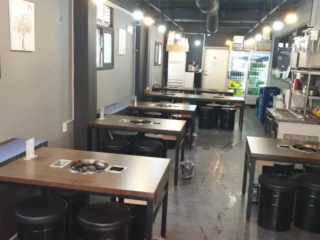 Kkotpineun Kkotsamgyeop Cheap Korean BBQ 2