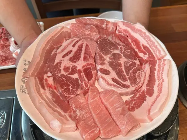 Hanmaeumjeongyuksikdang Songdotaimseupeiseu Branch Butcher Shop BBQ 2