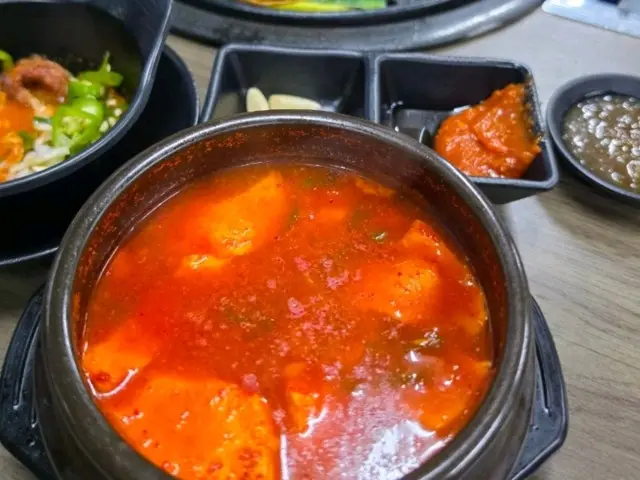 Dalgujimakchang 2hojeomyucheon Branch Beef Gopchang 2