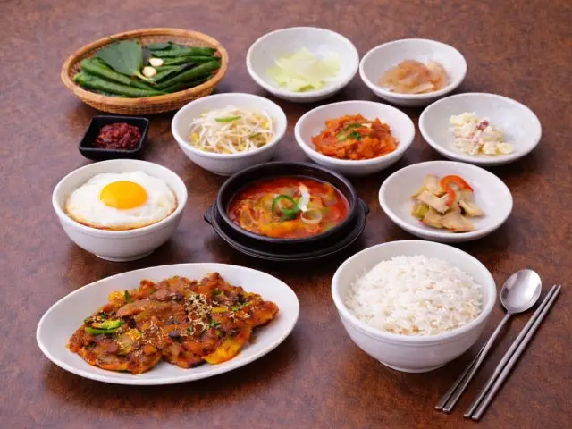 Jeongane Tongdwaejibokeum Solo-Friendly Korean BBQ 2