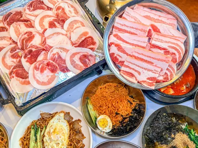 Siminhoegwan Naengsam Suyeong Branch Naengsam (Frozen Pork Belly) 1