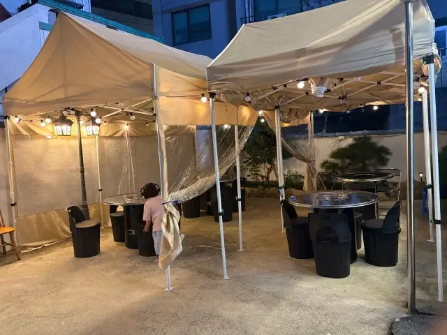 Yeontangui Tangwangchon Samgyeopsal Hadan Korean BBQ with Private Rooms 2