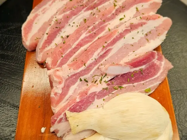 Yeontangui Tangwangchon Samgyeopsal Hadan Korean BBQ with Private Rooms 3