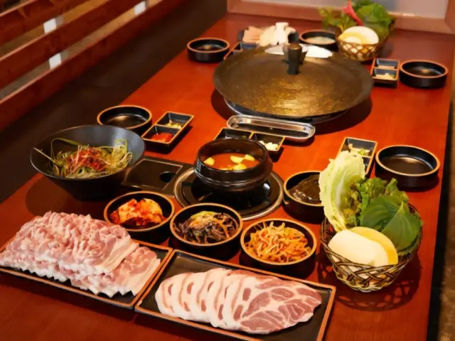 Hanyanggogitjip Daejeonoryu店 五花肉烤肉 2