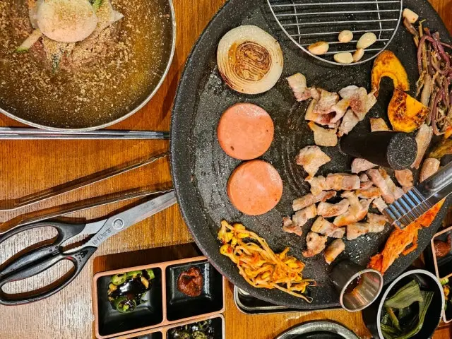 Hanyanggogitjip Daejeonbanseok店 照片 3