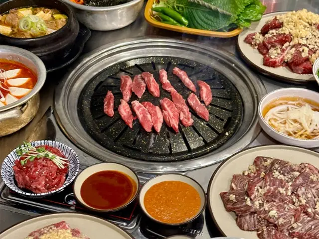 Yeongsamineujeongsogalbi Eungam Branch Galbisal (Beef Rib Fingers) 2