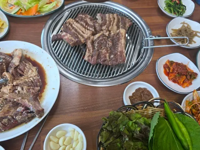 Useongchamsutbulgalbi Photos 2