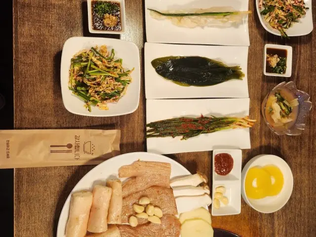 Sinmigopchang Haeundae Branch Korean BBQ with Private Rooms 2