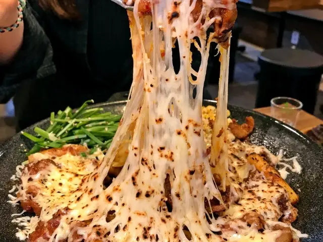 Gopbunigopchang Omokgyoyeok Branch Gopchang (Grilled Intestines) 2