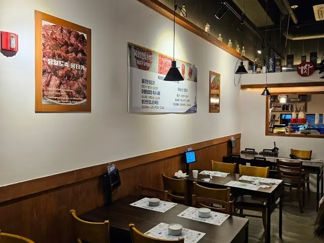 Yukhoehannyeoseokdeul Yeongtong店 照片 3