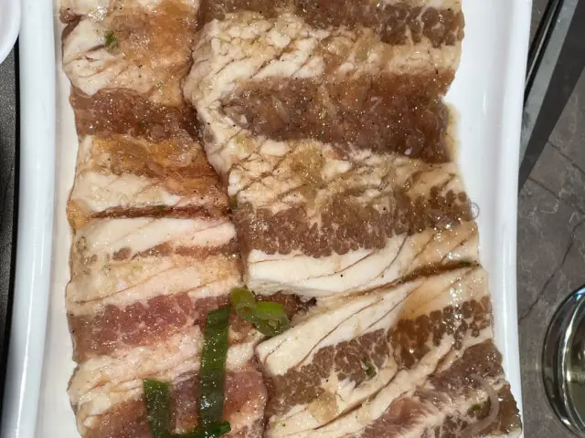 Jejudaepaerang Yetnalgalbi Gamjeon店 带皮五花肉 3