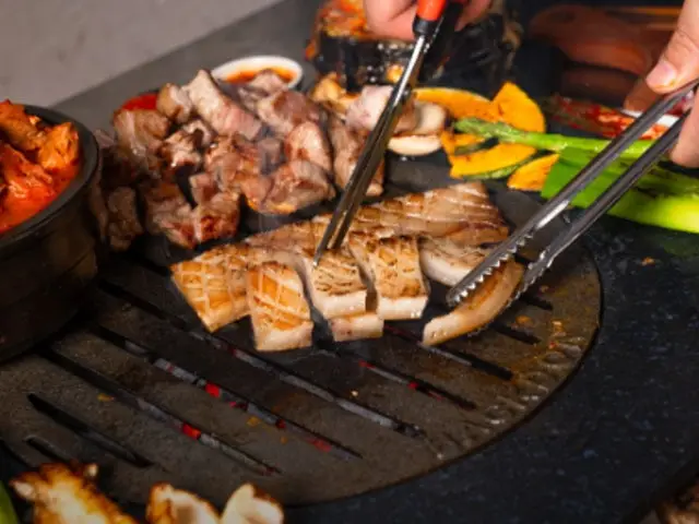 Ppaekdon Jongro3ga Branch Moksal (Pork Neck) 1