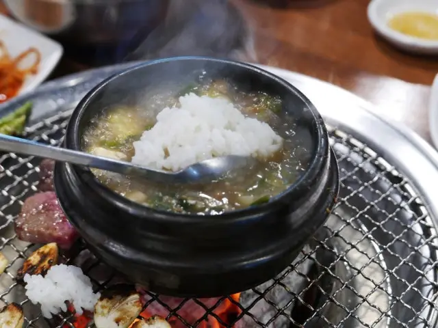 Cheolmadwitgogi Oncheon2ho店 写真 3