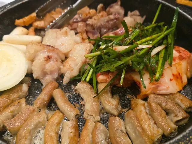 Gunjadaehangopchang Daejeonekseupo店 烤肉 2