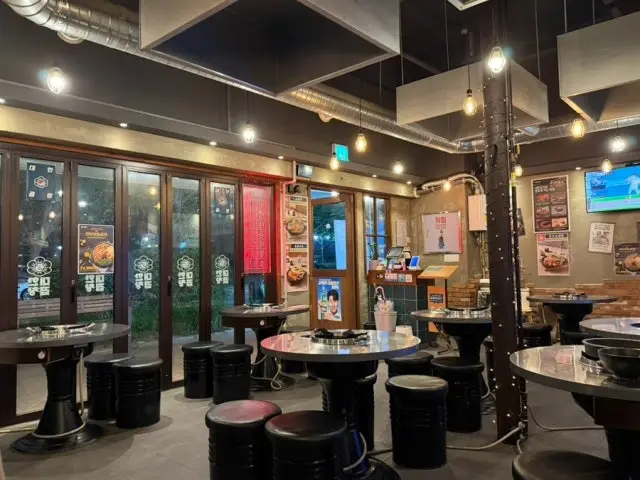Gunjadaehangopchang Daejeonekseupo店 烤肉 3