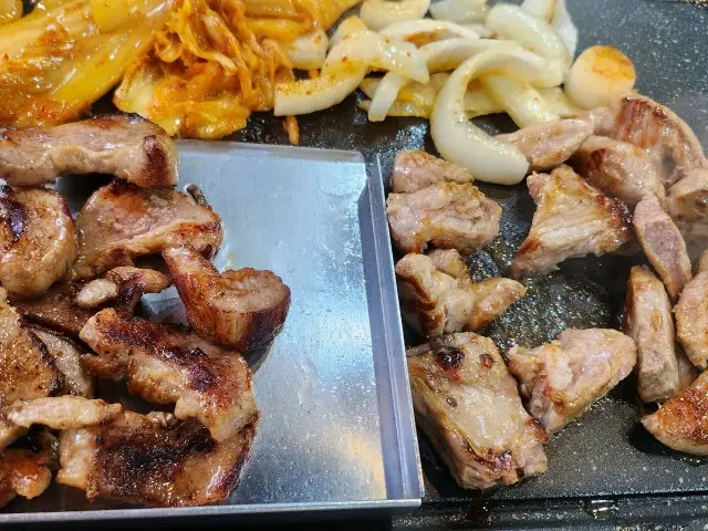 Hanamdwaejijip Gyeyanggucheong店 烤肠 3