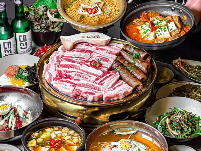 Onusikdang Galbi (Korean Short Ribs) 1