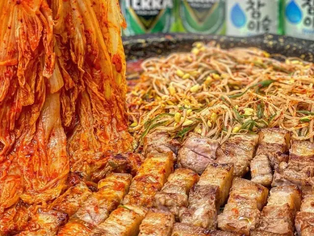 Dwaesyulraeng Geomdansindosi Branch Korean BBQ 1