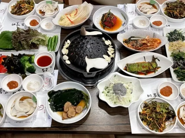 Haeundaeireumnanamsogalbi Korean BBQ for Groups 1