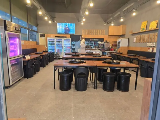 와우 솥뚜껑삼겹살 회식·단체 사진 1