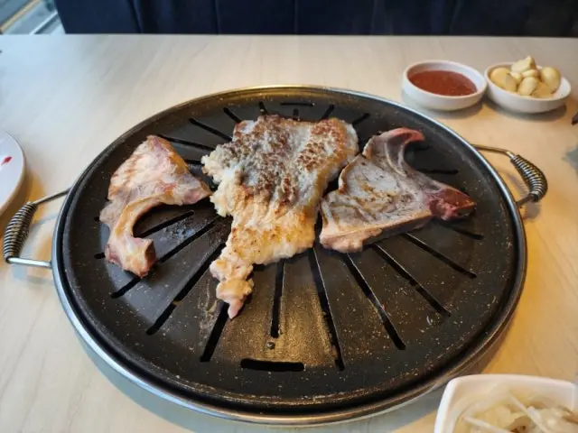 Myeongryunjinsagalbi Busanjurye Branch Cheap Korean BBQ 3