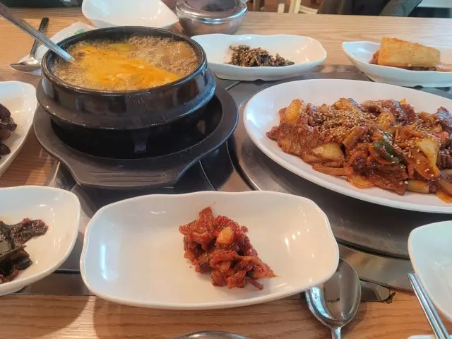 Dwaejikkum Sutbulgui Korean Beef BBQ (Hanwoo) 2