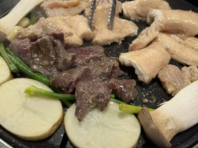 88yanggopchangsenteo 1ho Gopchang (Grilled Intestines) 2