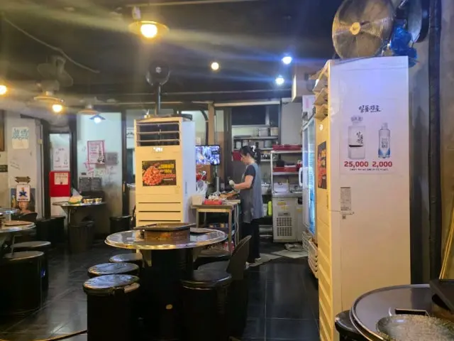 Gimgwajanggogitjip Seokgye Branch Naengsam (Frozen Pork Belly) 3