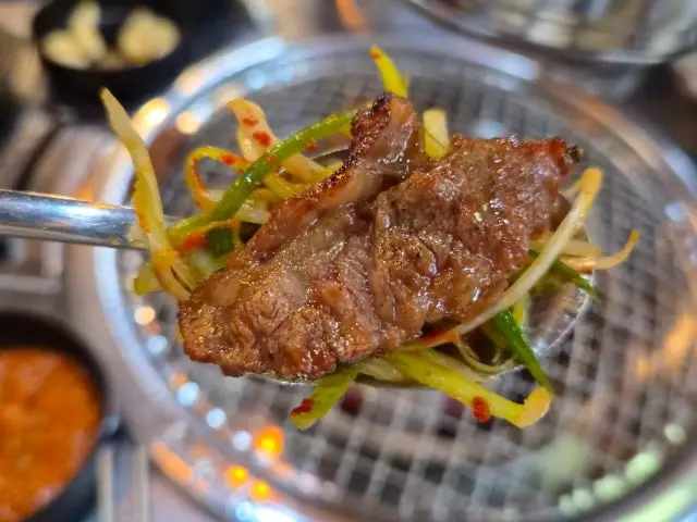 Sambonggalbi Saeng Galbi (Fresh Short Ribs) 3
