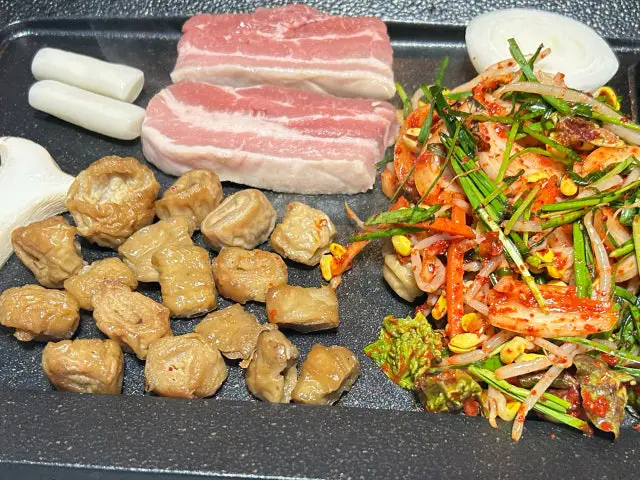 Olraegopchang Solo-Friendly Korean BBQ 3