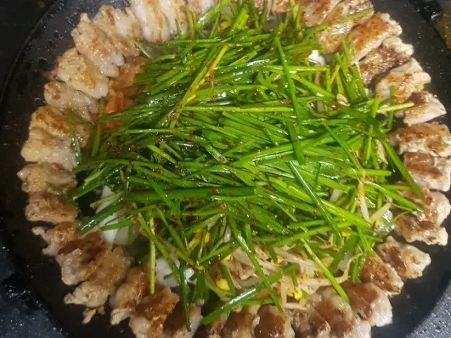 Jangsuhanugopchang Eungam Branch Family Korean BBQ 1