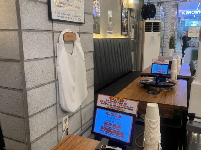 대판 솥뚜껑김치삼겹살 회식·단체 사진 3