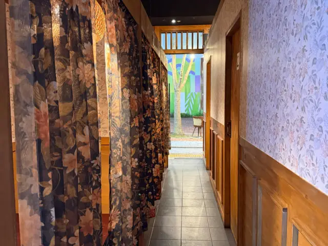 Kkotsiyukhoe Sinbuldang Main Branch Korean BBQ with Private Rooms 3