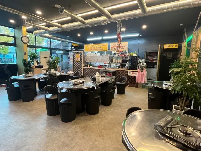 Wangsipriyachaegopchangbokeum Cheap Korean BBQ 2