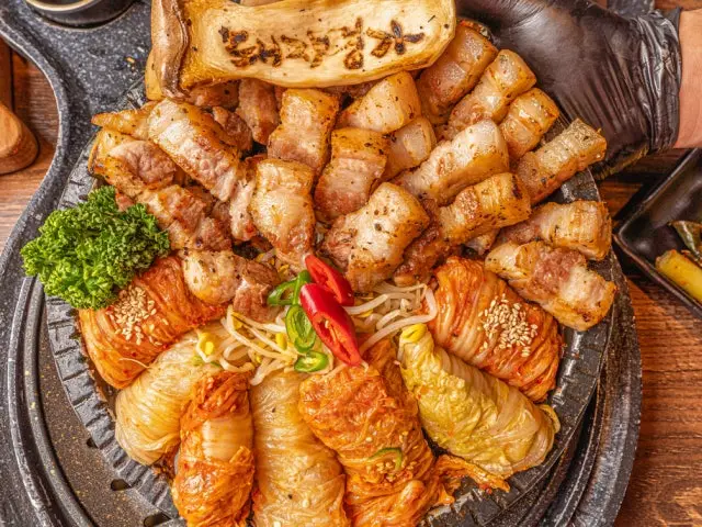 Dwaejimyeongga Bangidong Branch Samgyeopsal (Pork Belly BBQ) 1