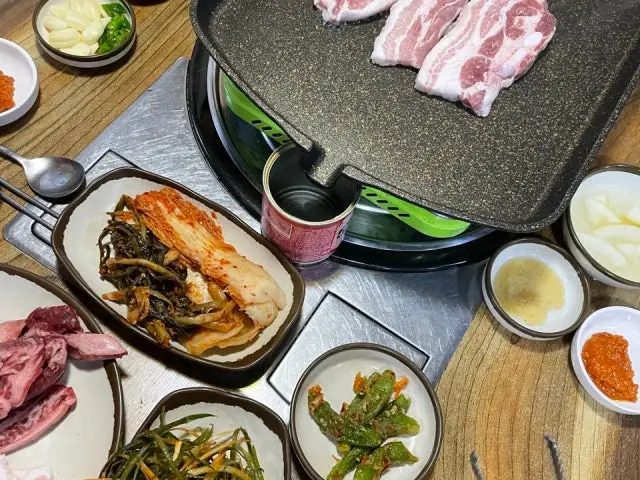 Eonninesamgyeopsal Photos 1