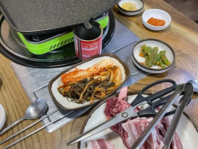 Eonninesamgyeopsal Photos 2