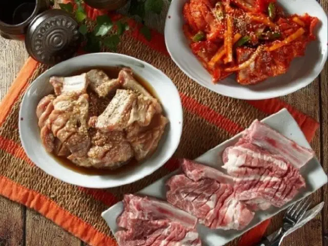 Jeongwonsutbulgalbi Korean Beef BBQ (Hanwoo) 1