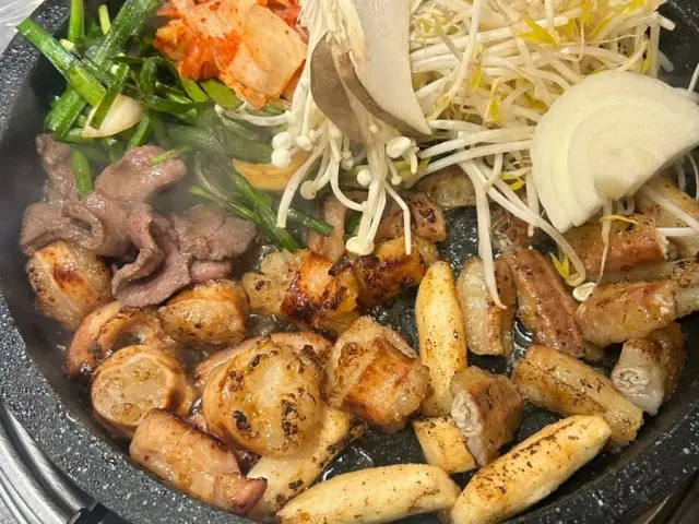 Gunjadaehangopchang Hanyangdae Branch Beef Gopchang 3