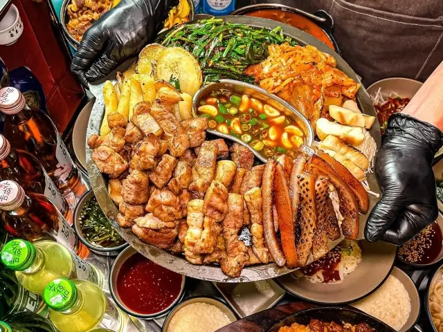 돼봉삼겹살 신논현점 데이트 사진 1