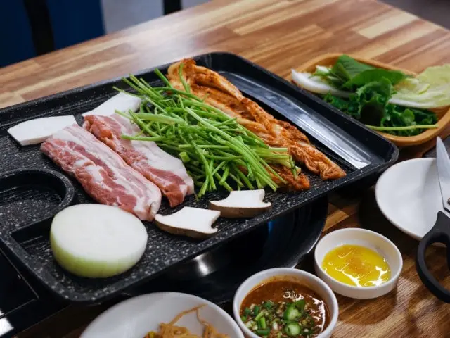 Maeildaepaesamgyeop&daegumakchang Daepae (Thin-Sliced Pork Belly) 1
