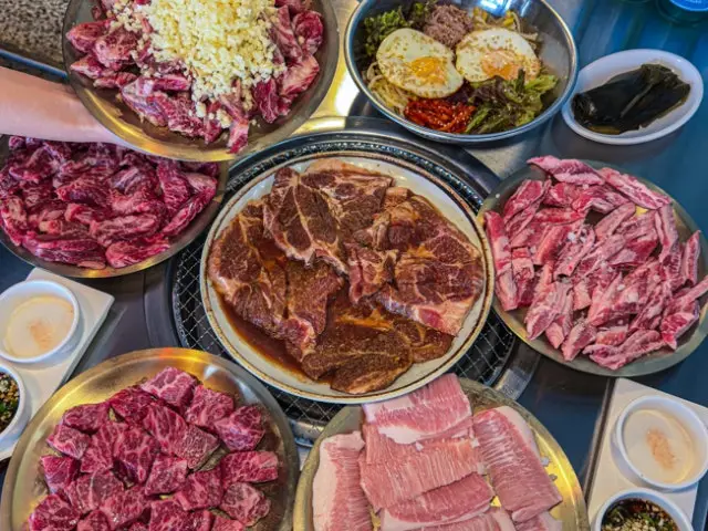 Neungsusutbulgalbi Cheonanyeok Branch Makchang (Grilled Intestines) 1