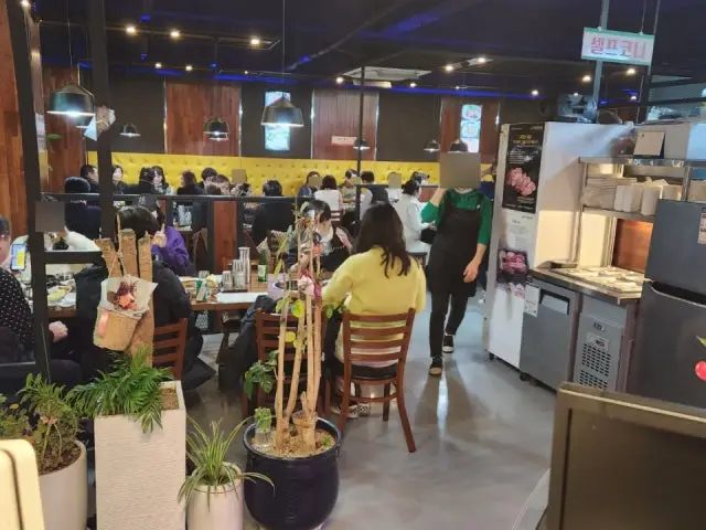 Imone Saenggogi 照片 1
