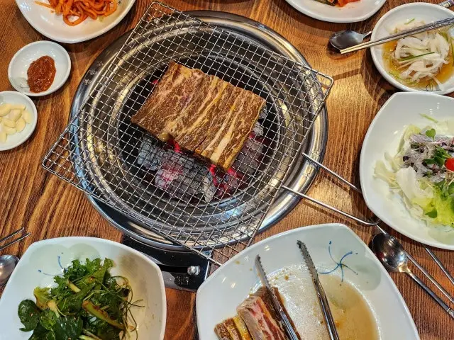 Myeongpumsujegalbijeonmunjeom Korean BBQ 2