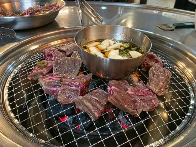 Sinseogalbi Myeongdong 總店 韓式烤排骨 3