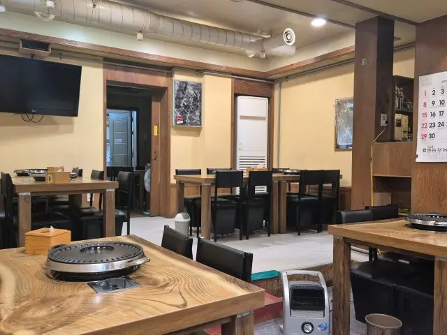 Jeongbaksajeongyuksikdang Daerim Branch Butcher Shop BBQ 1