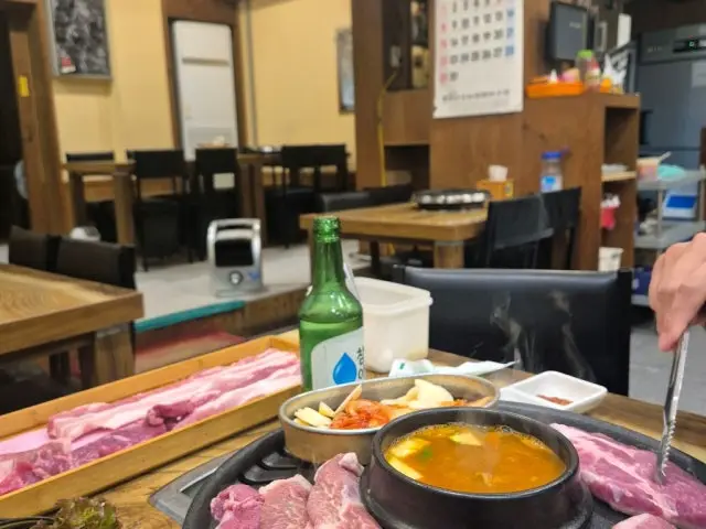 Jeongbaksajeongyuksikdang Daerim Branch Butcher Shop BBQ 2