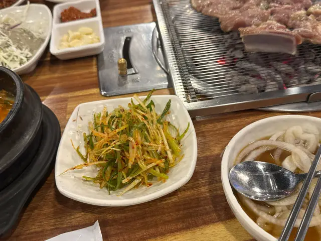 Yeonseosutbulgalbi Galbi (Korean Short Ribs) 1