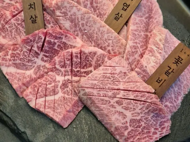 Donmaibeoiso Tuppulhanugui Anrakdong Main Branch Galbi (Korean Short Ribs) 3