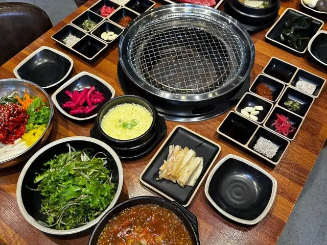 Seokdong Sogogijip Bakgunne Beef Sirloin (Deungsim) 1